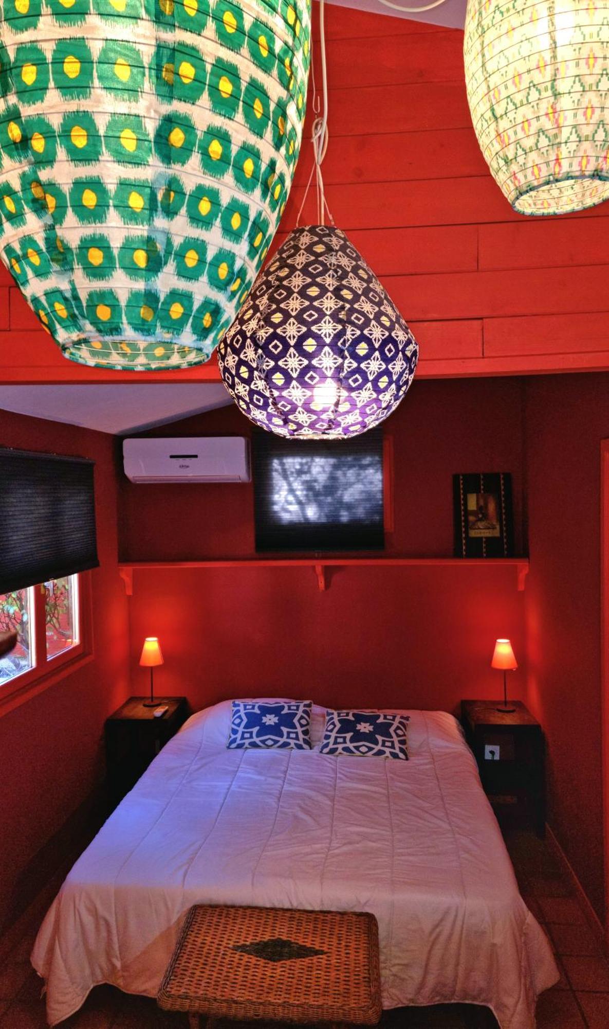 شقة Pousterle De Sabran - Piscine & Hammam المظهر الخارجي الصورة